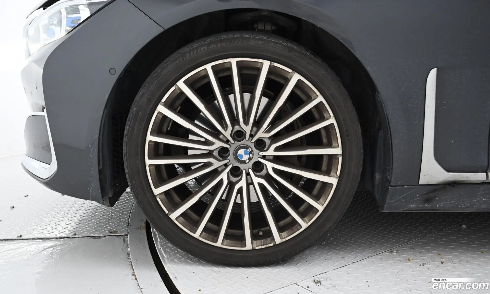 BMW 7 Series G11 730D xDrive Design Pure Excellence - фотография 31644