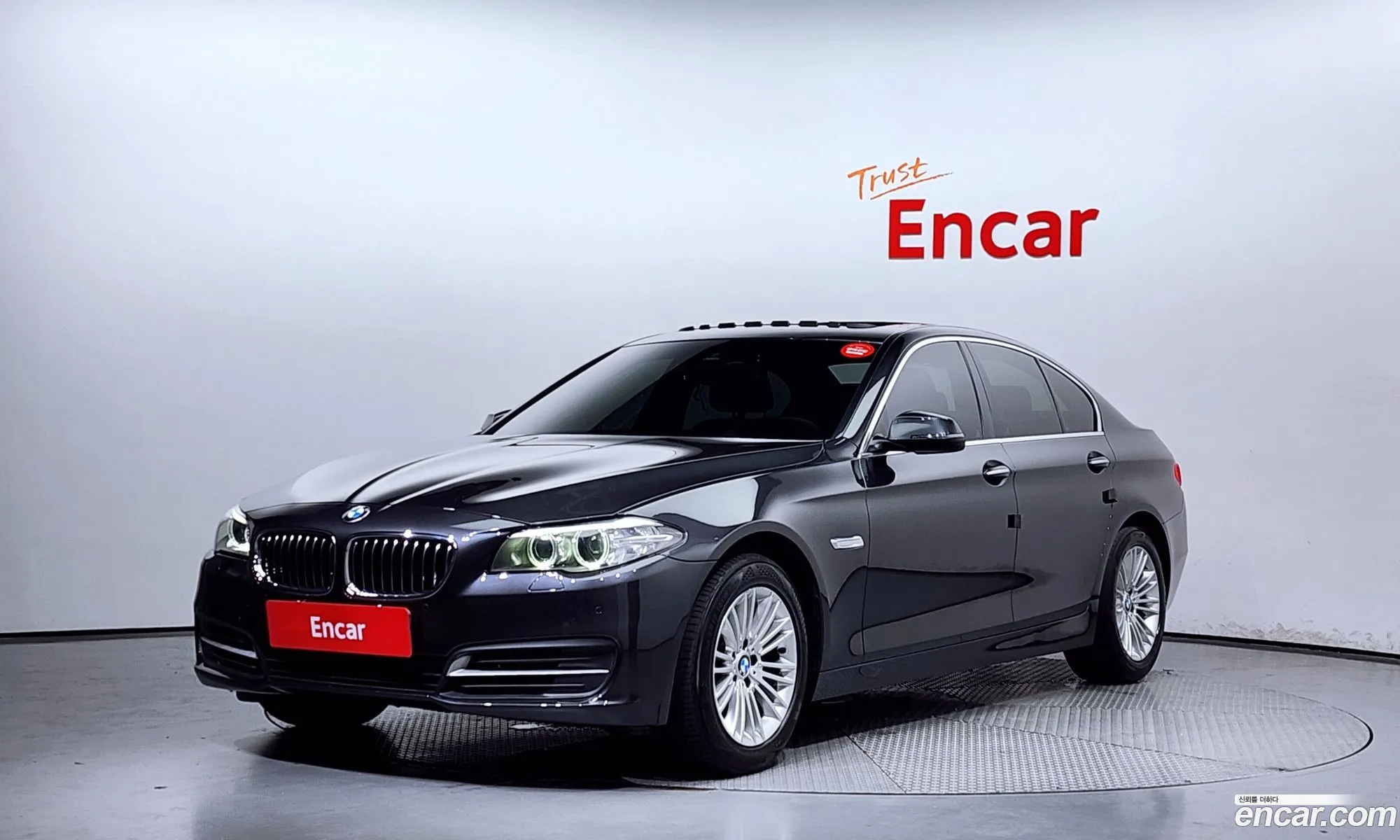 BMW 5 Series F10 520D xDrive - фотография 18621