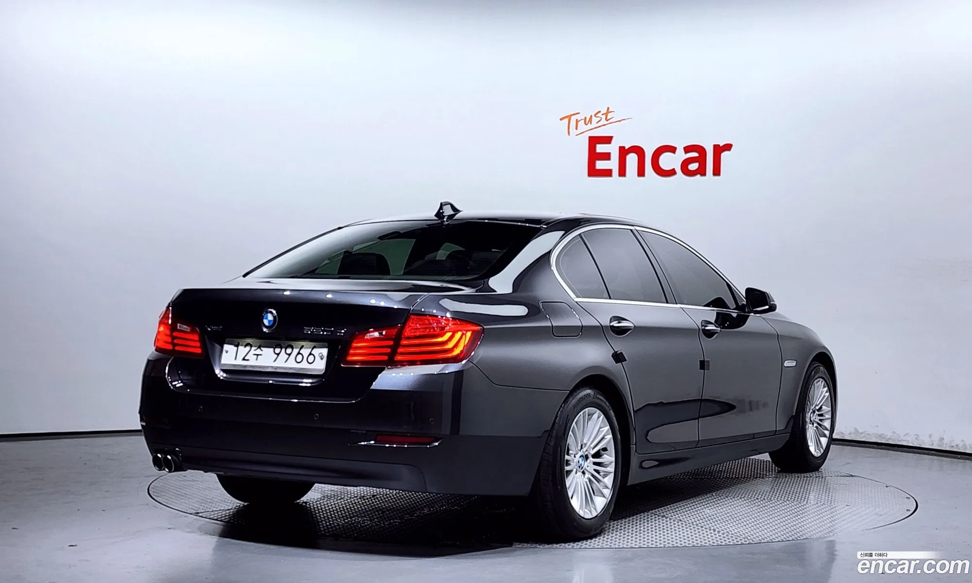 BMW 5 Series F10 520D xDrive - фотография 18622