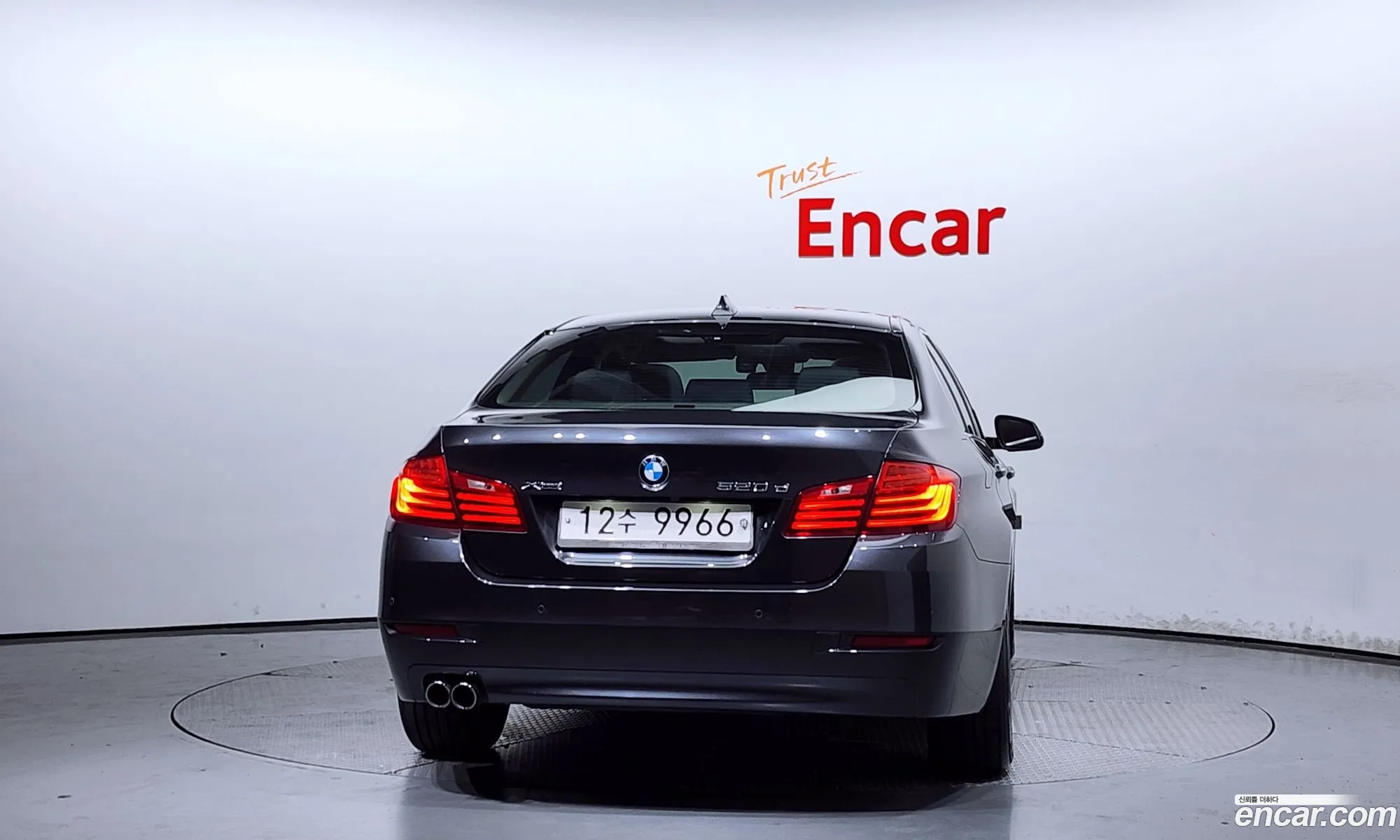 BMW 5 Series F10 520D xDrive - фотография 18624