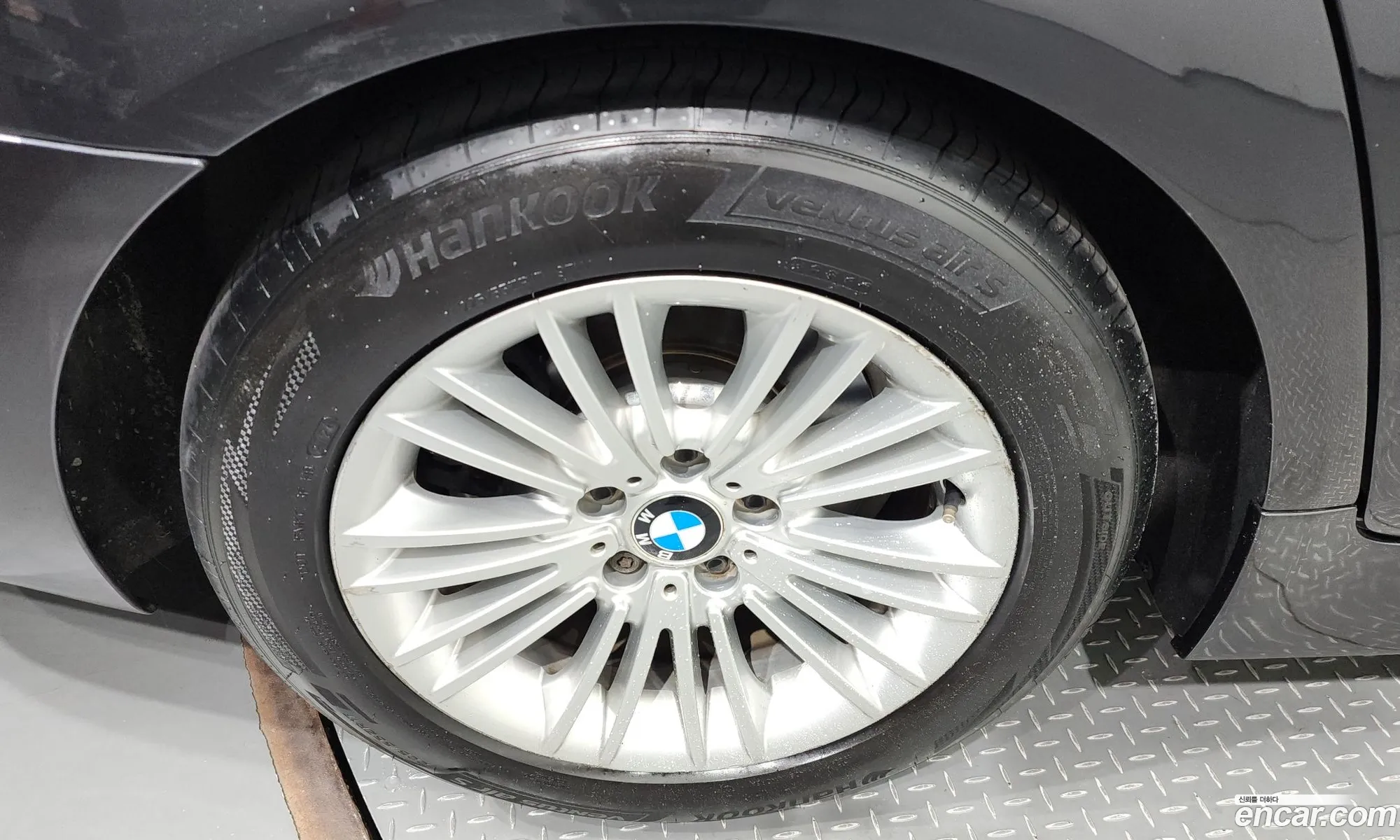 BMW 5 Series F10 520D xDrive - фотография 18625