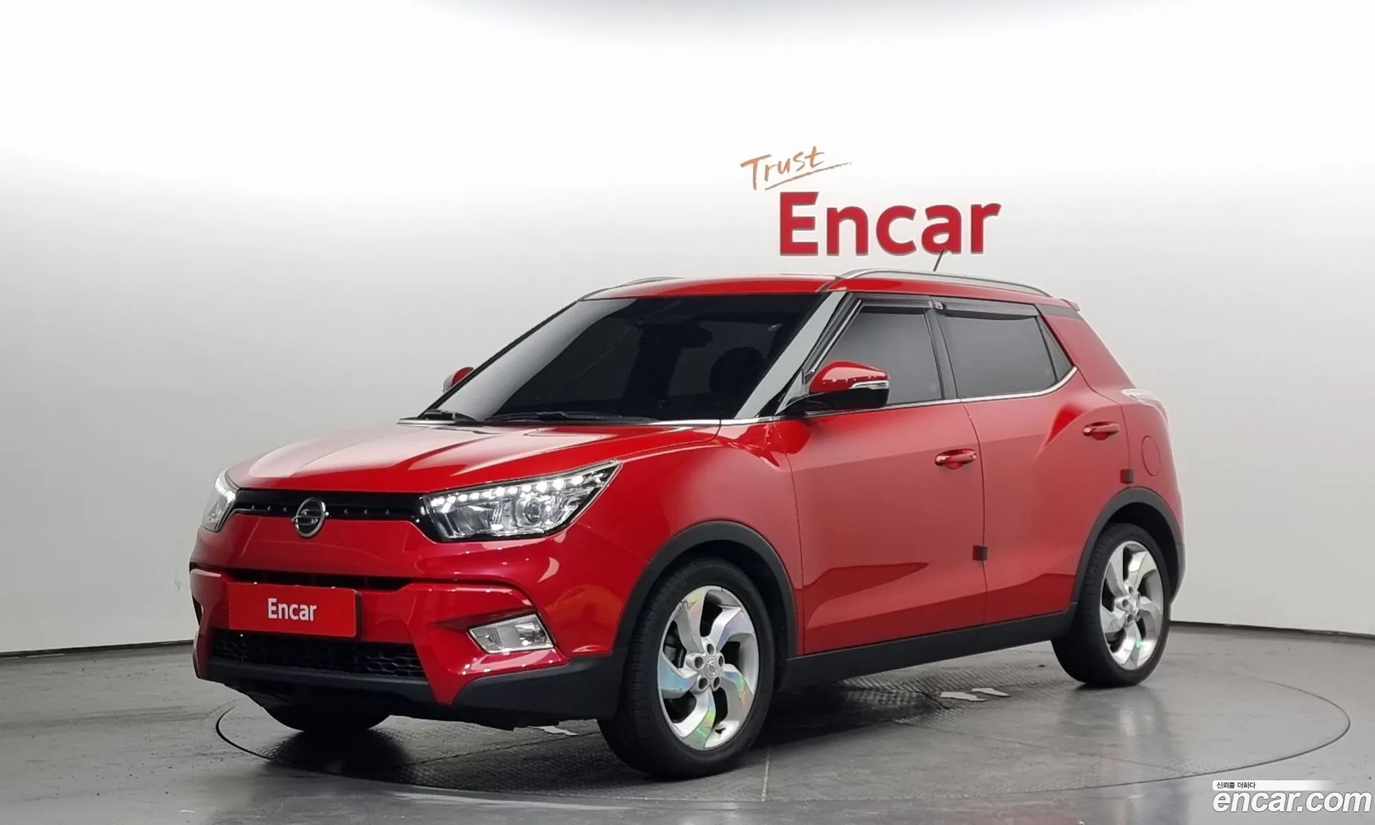 Kg Mobility Ssangyong Tivoli Lx 2Wd Luxury Model - фотография 5189269