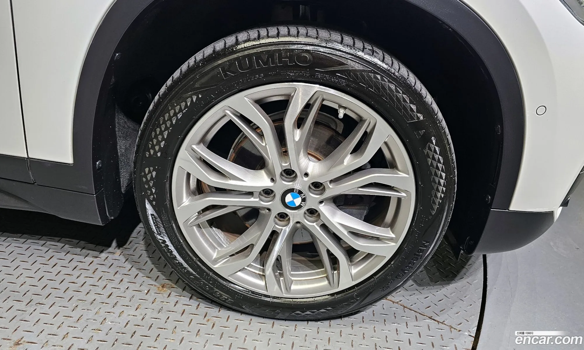 BMW X1 F48 xDrive 18D Joy - фотография 4742154