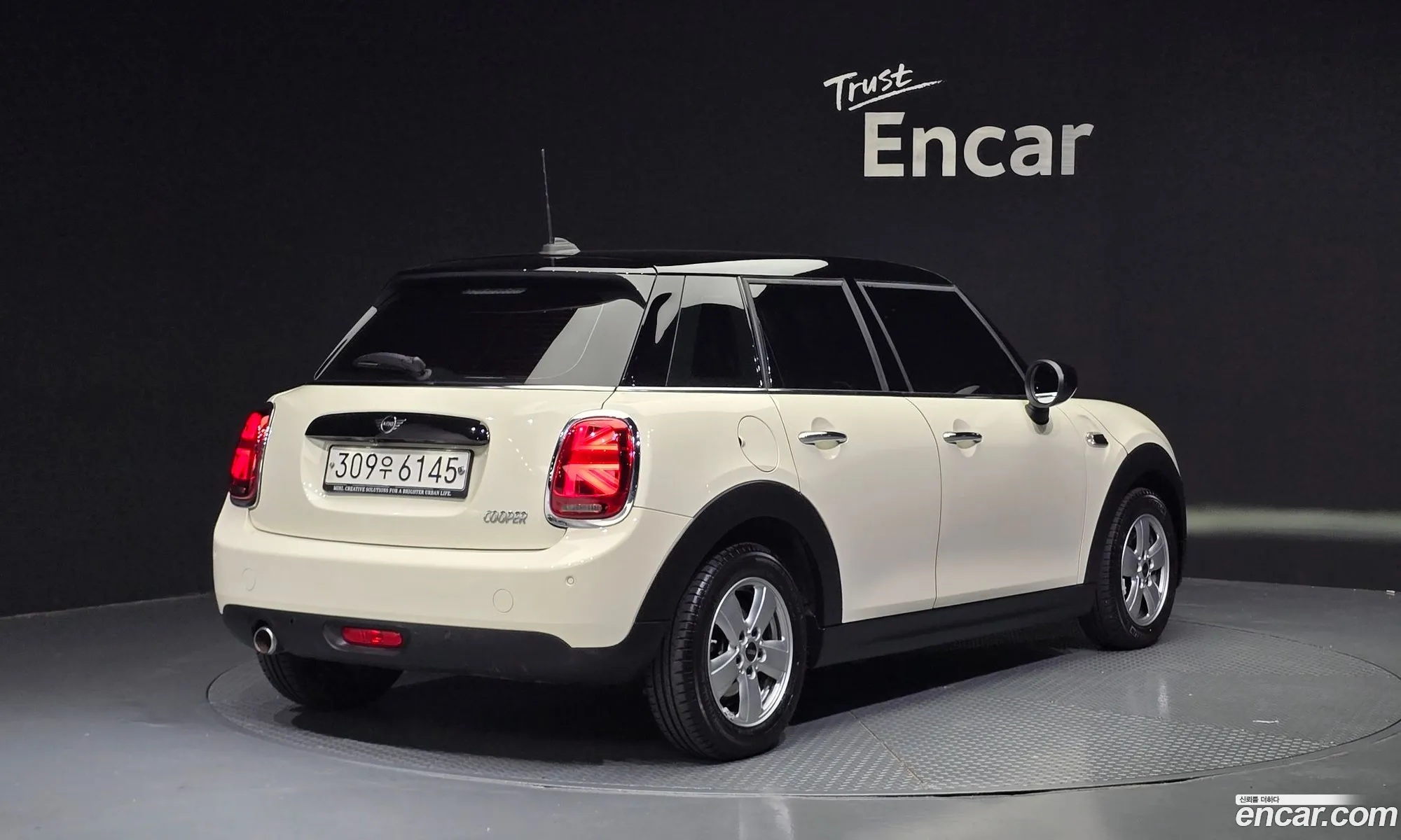 Mini Cooper 5-Door Basic Model 3Rd Generation - фотография 9210067