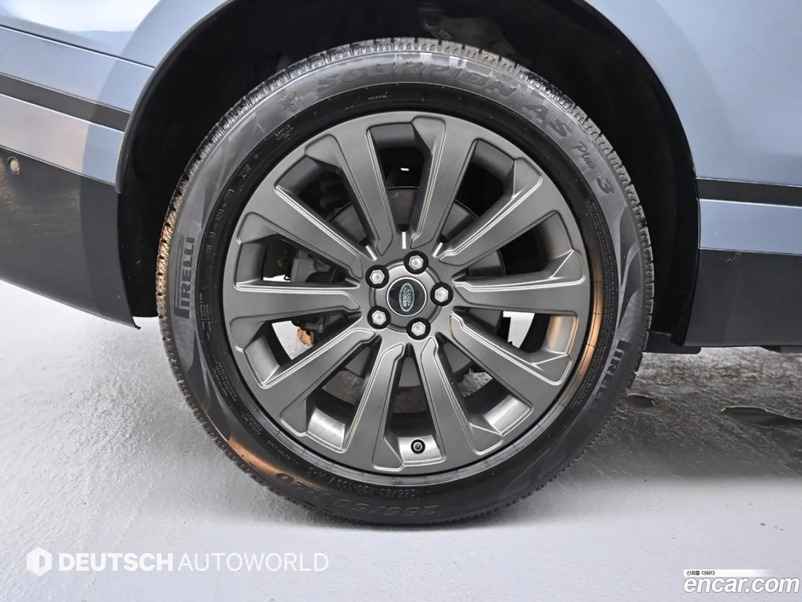 Land Rover Range Rover Velar 20 D240 R-Dynamic Se - фотография 4973387
