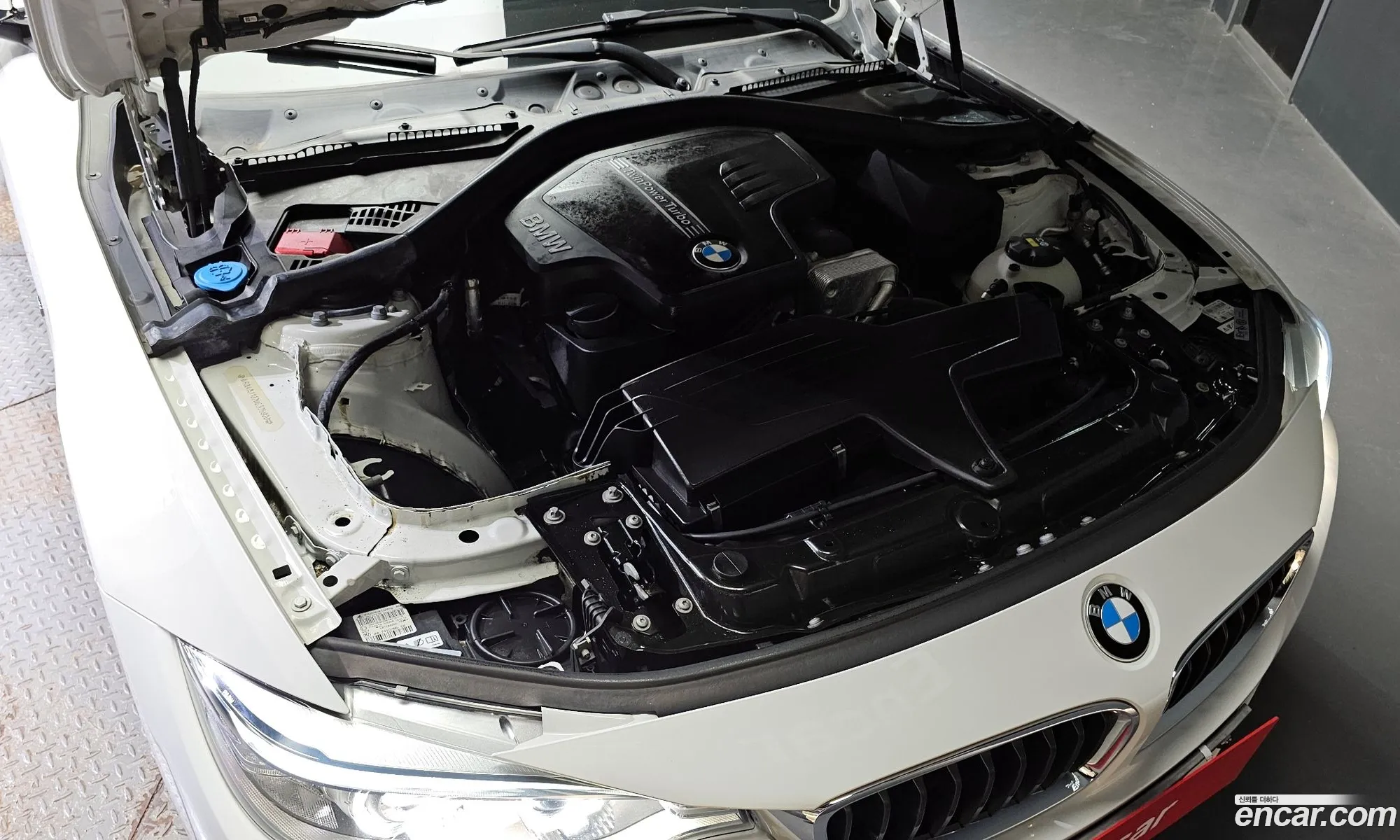 BMW 4 Series F32 420I M Sports Gran Coupe - фотография 19156594