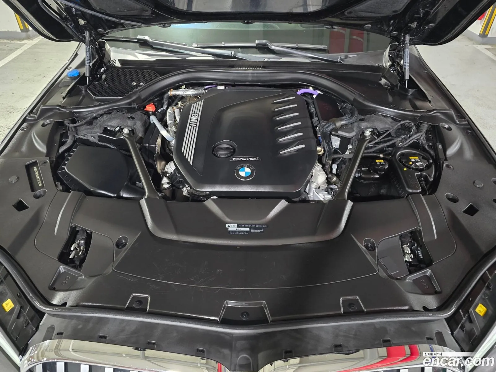 BMW 7 Series G11 730D xDrive M Sports - фотография 4901262