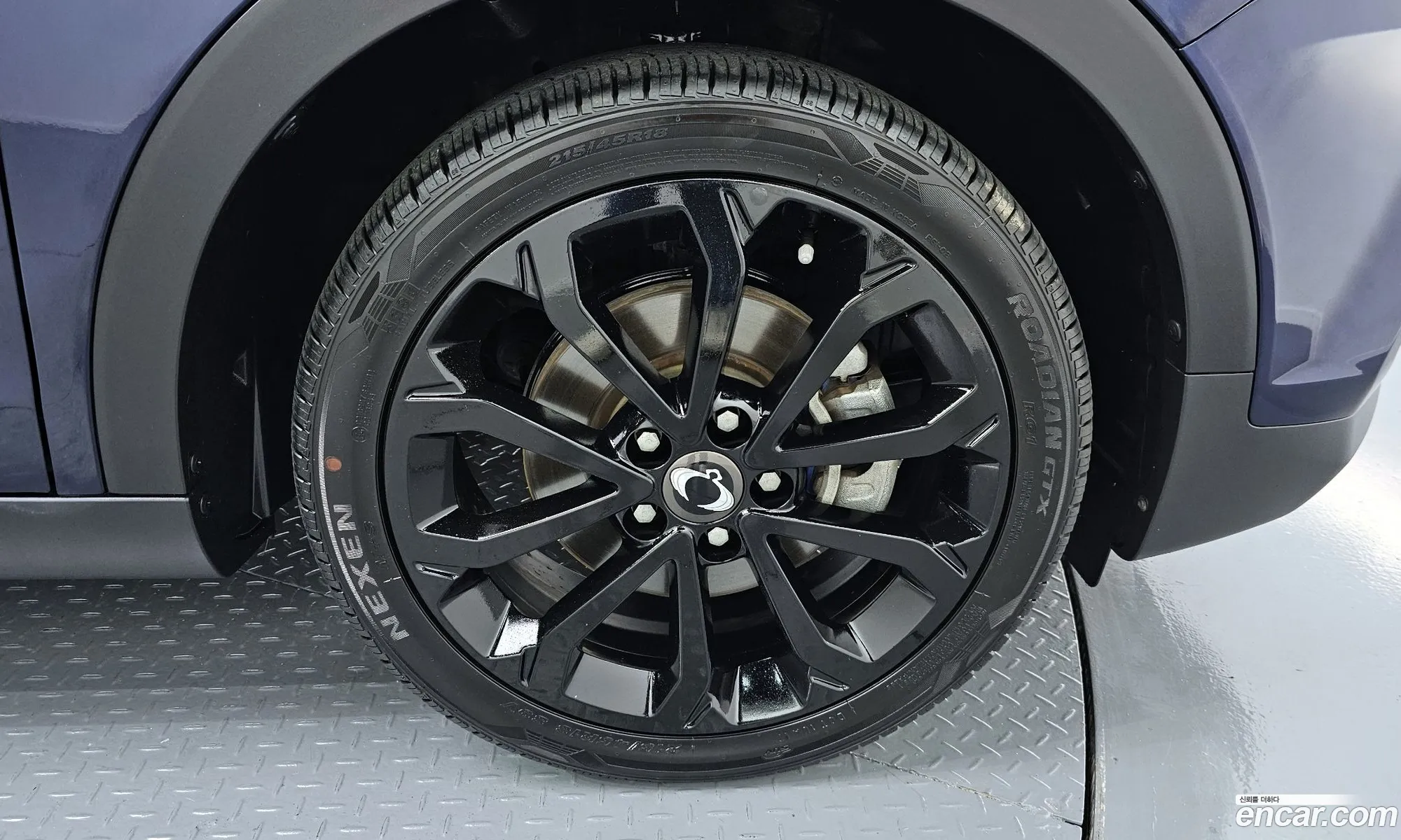 Kg Mobility Ssangyong Tivoli Armor Gear Edition 2Wd - фотография 5017142