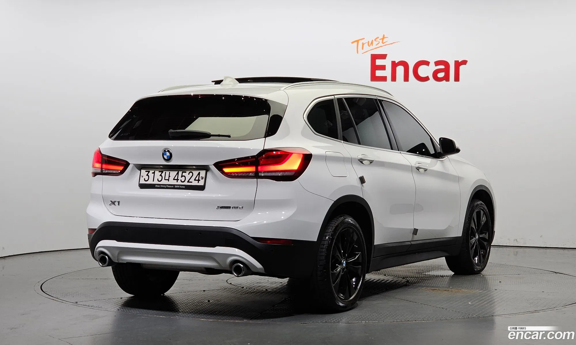 BMW X1 F48 xDrive 18D Advantage - фотография 3448108