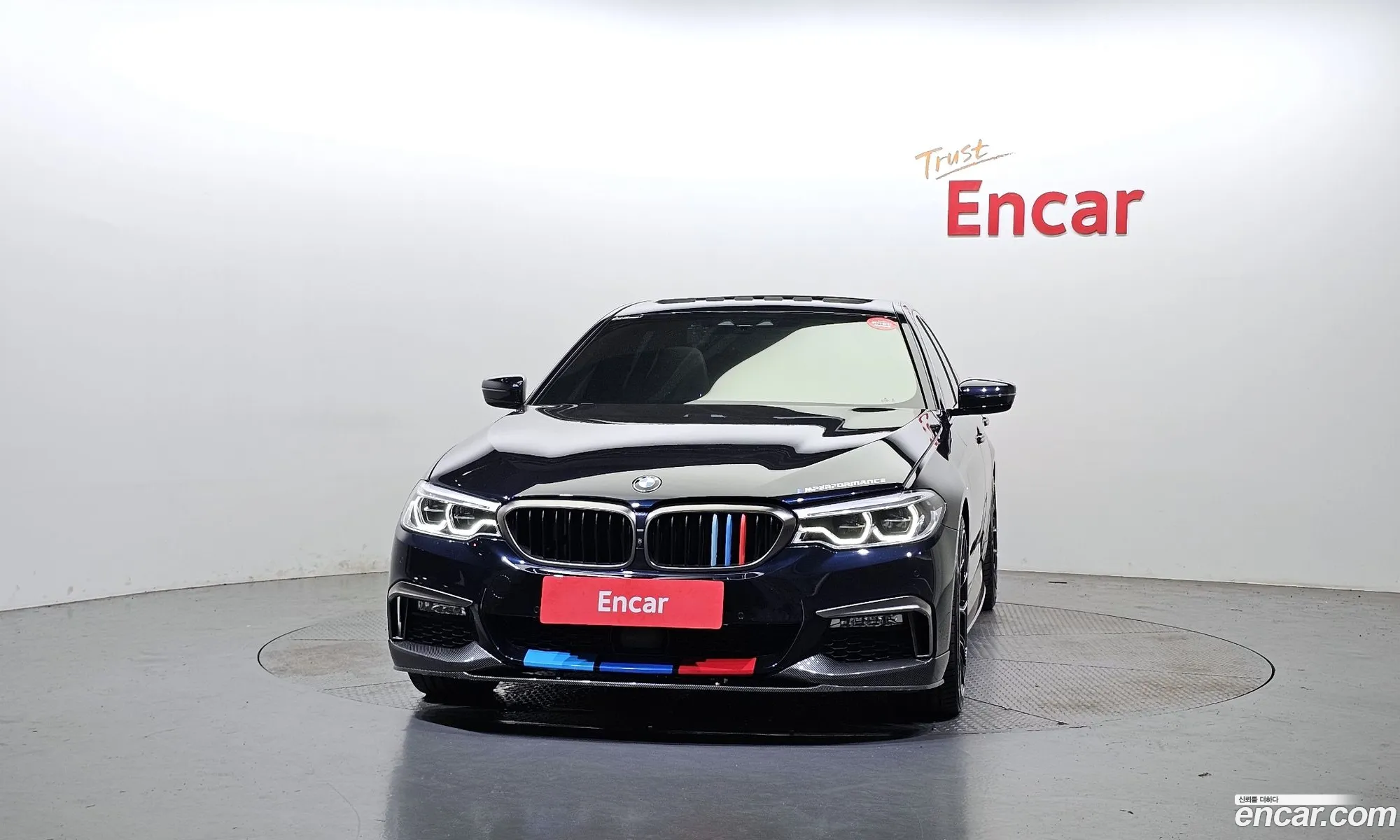 BMW 5 Series G30 520D xDrive M Sport Plus - фотография 4532257