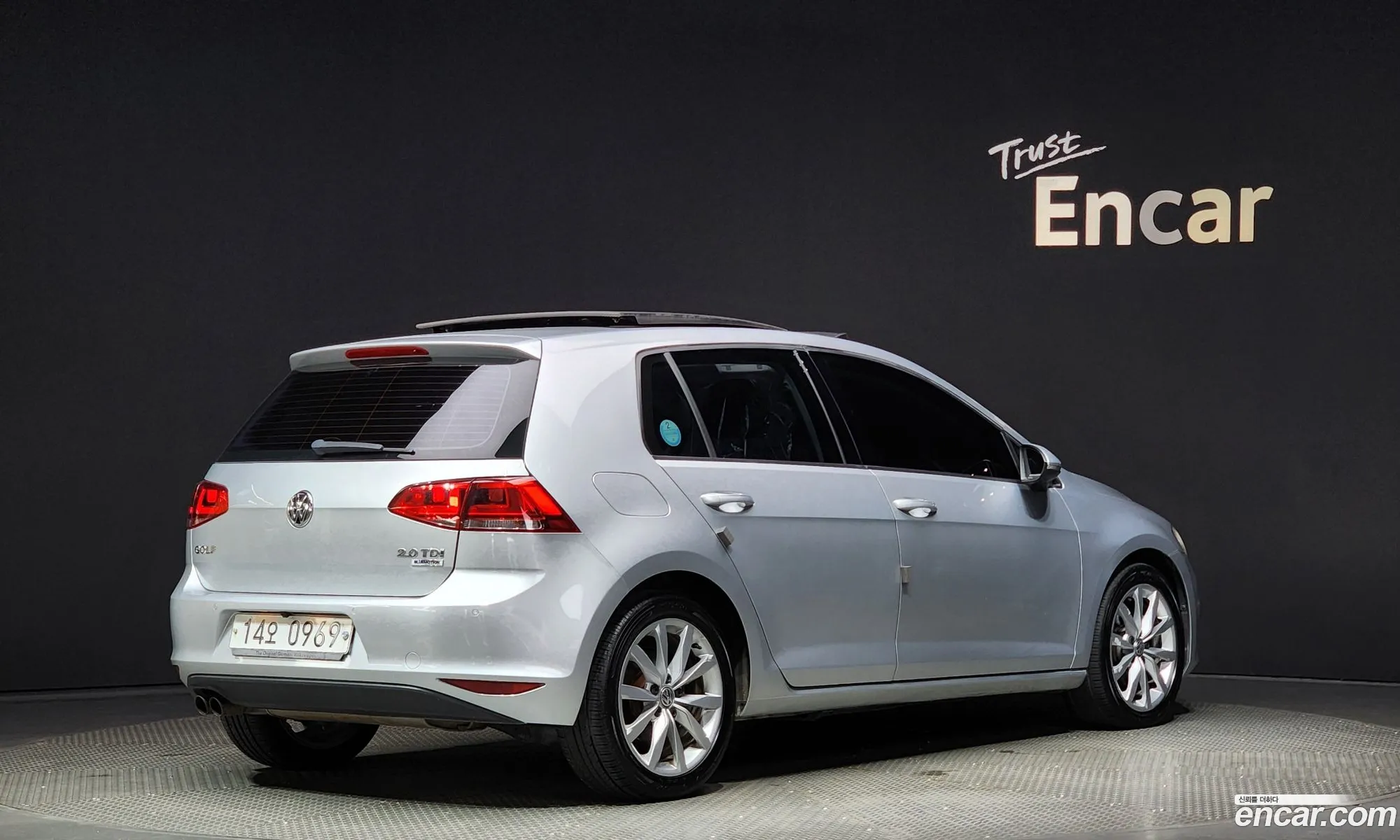 Volkswagen Golf 7Th Generation 20 Tdi - фотография 12903340