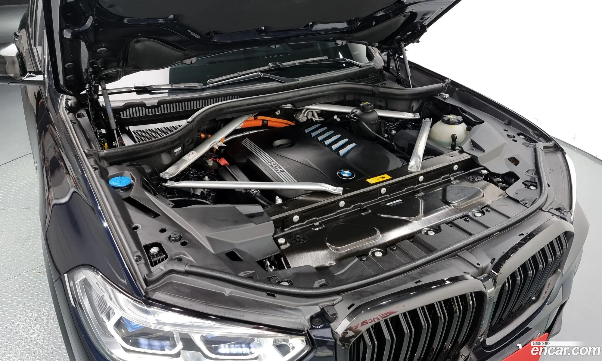 BMW X5 G05 xDrive 45E M Sport - фотография 4742106