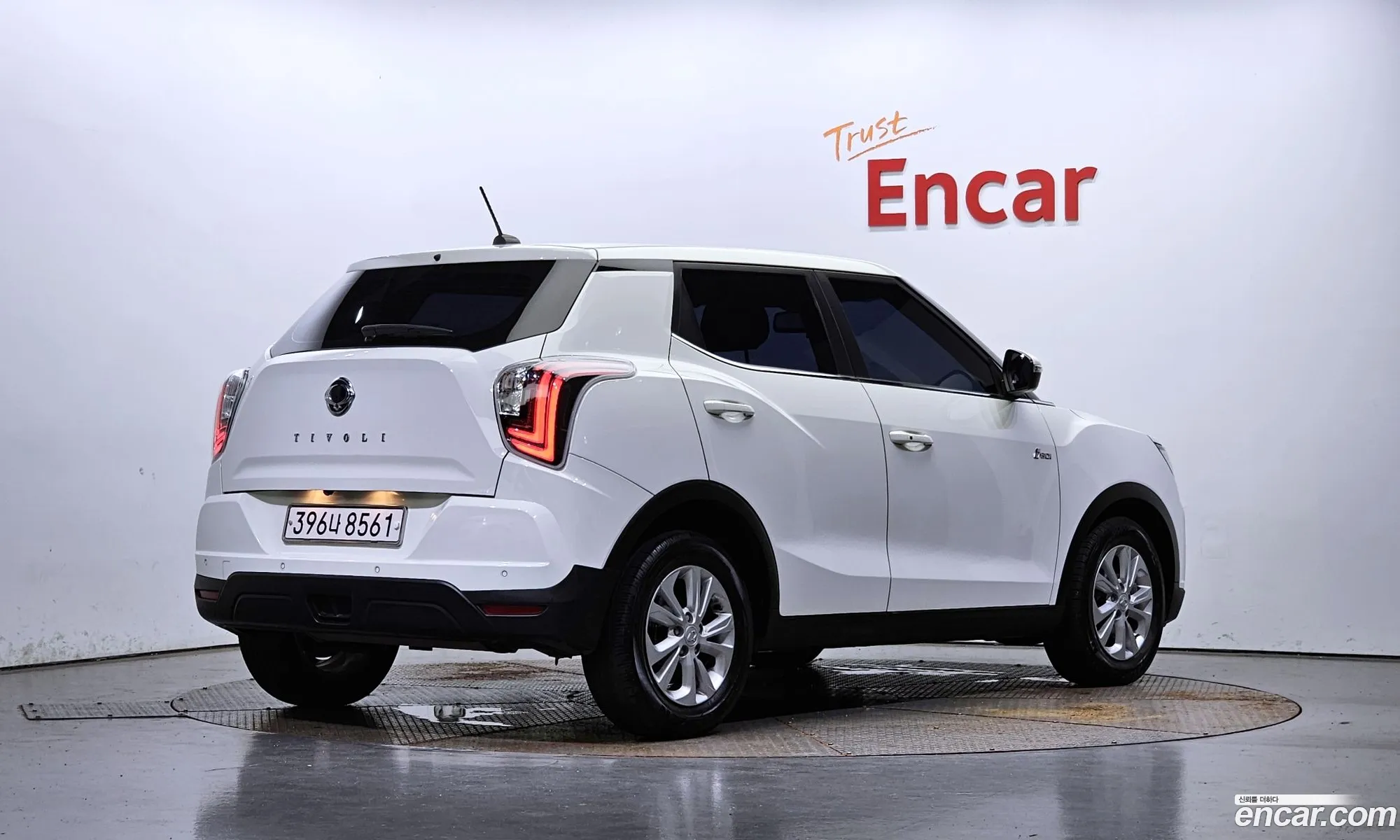Kg Mobility Ssangyong Very New Tivoli Gasoline 15 2Wd V1 - фотография 6076639