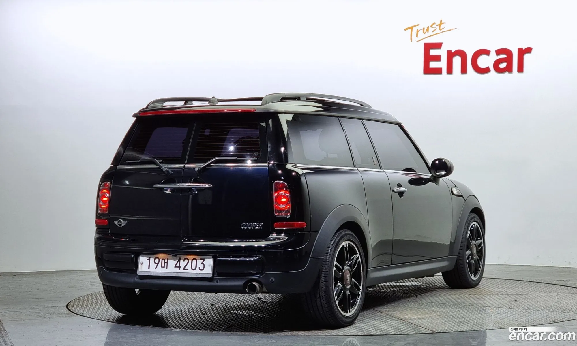 Mini Cooper Clubman Hampton - фотография 9233325