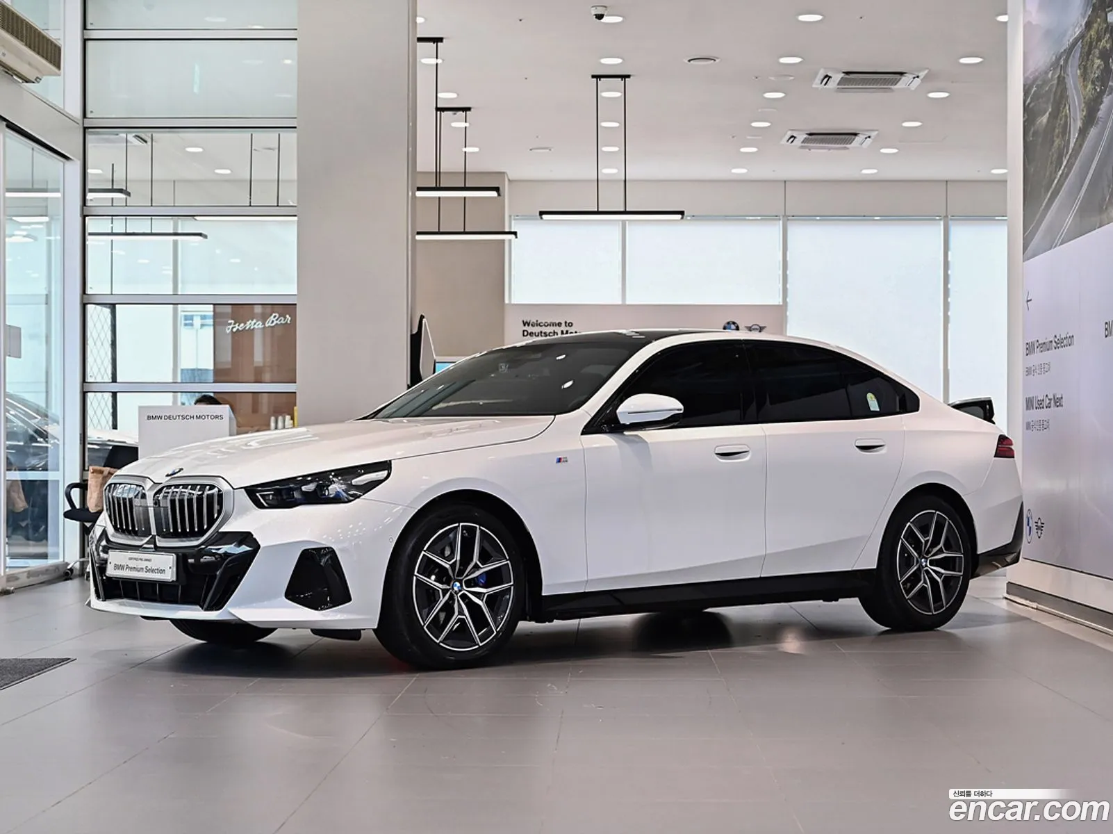 BMW 5 Series G60 520I M Sports - фотография 4674722