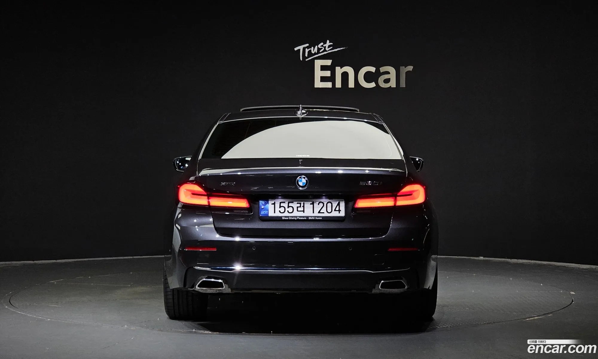BMW 5 Series G30 530I xDrive Luxury - фотография 4688834