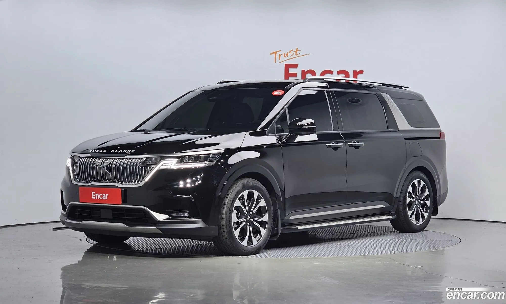 Carnival 4Th Generation Gasoline 9 -Seater Signature - фотография 117729