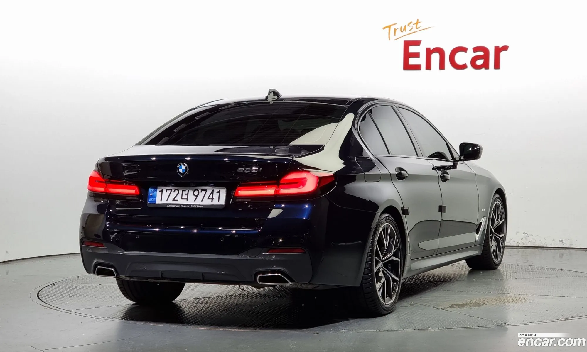 BMW 5 Series G30 530I M Sports - фотография 4612790