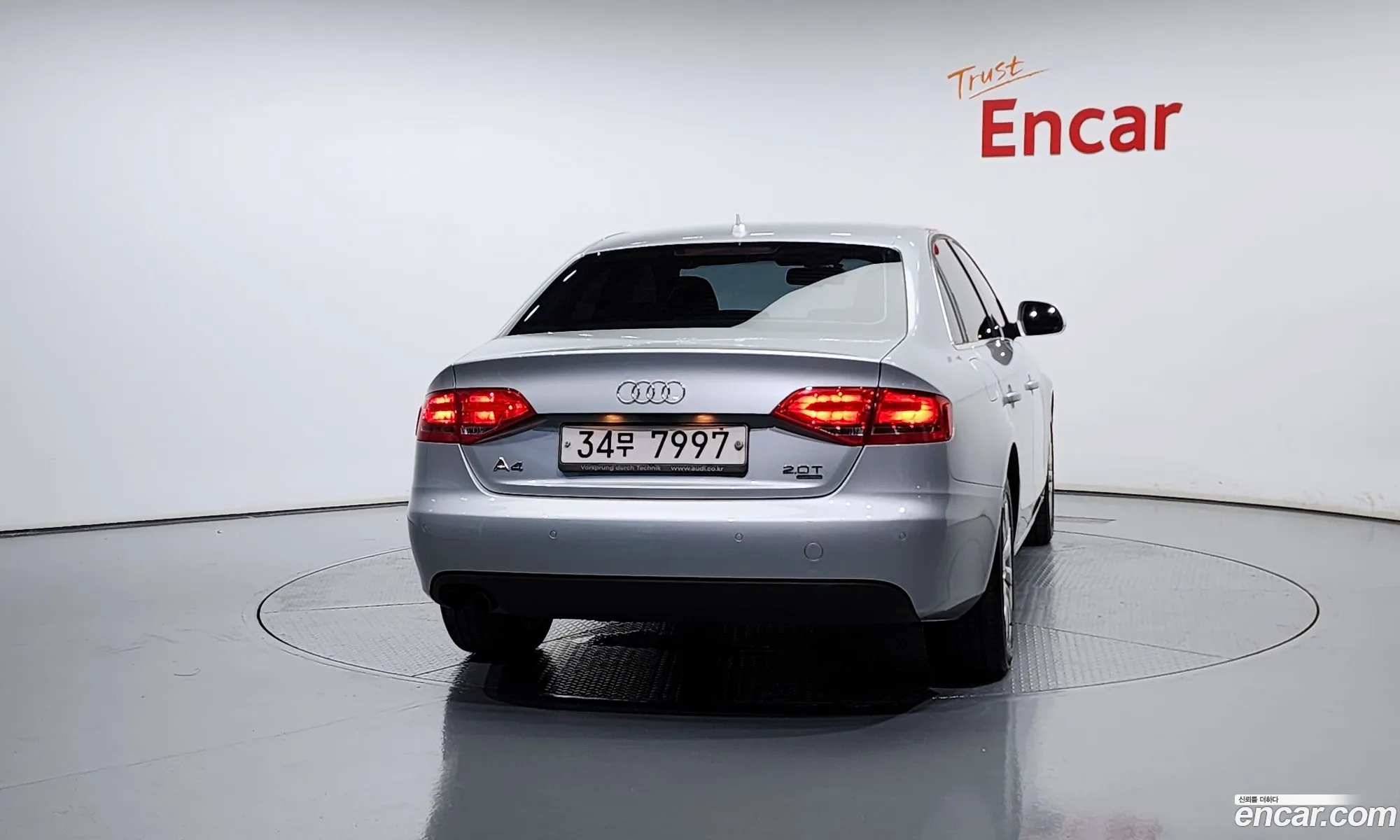 Audi New A4 20 Tfsi Quattro B8 - фотография 1563141