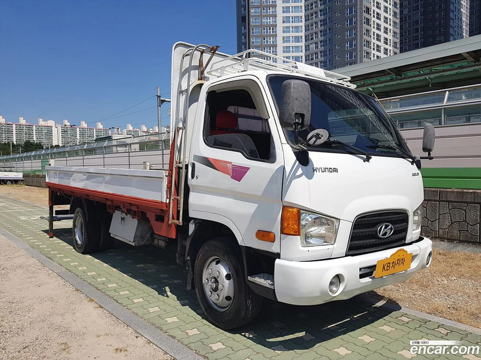 Hyundai Standard Cap 2012 - фотография 661200