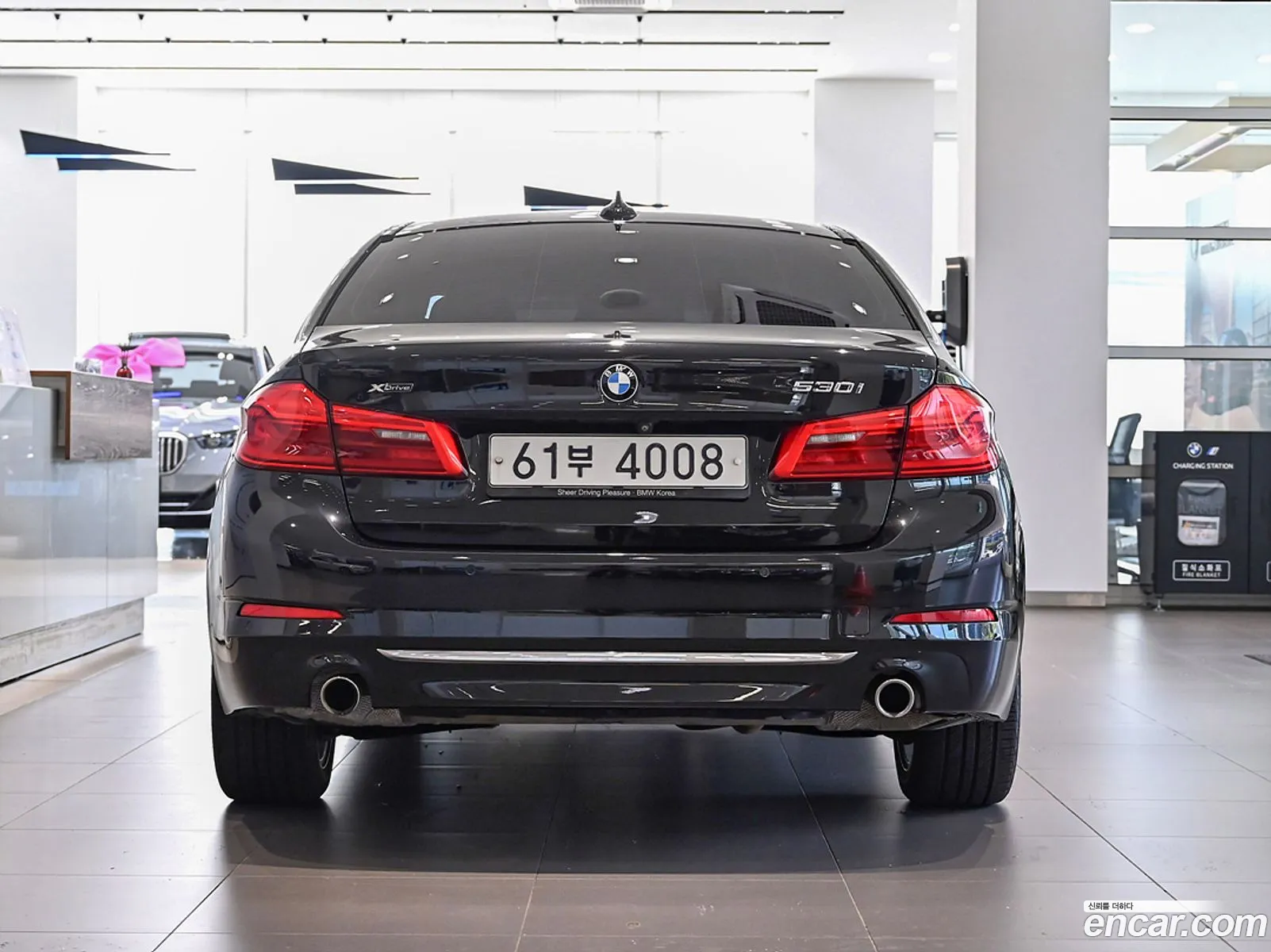BMW 5 Series G30 530I xDrive Luxury Plus - фотография 4688906