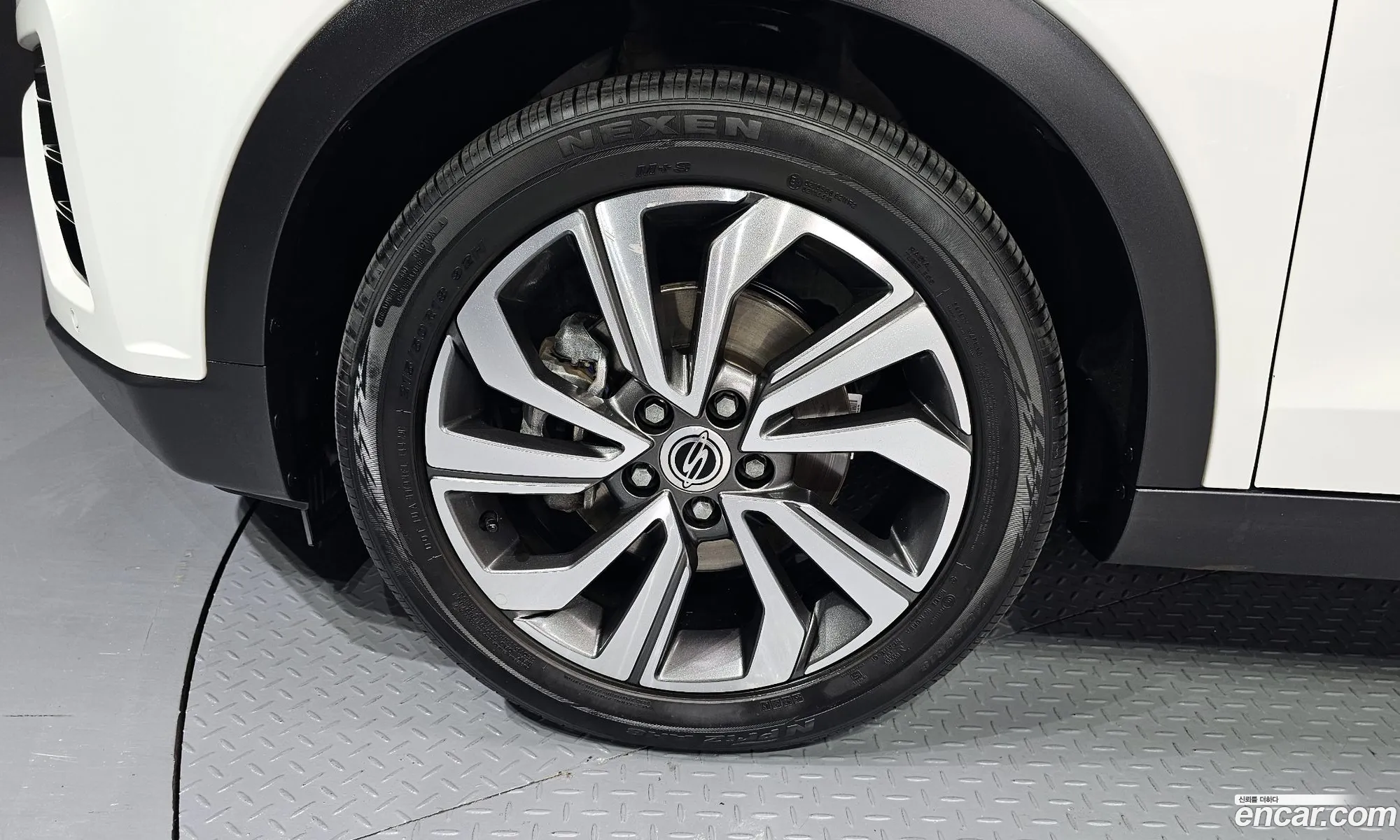 Kg Mobility Ssangyong Tivoli Air 15 A3 2Wd - фотография 5473740