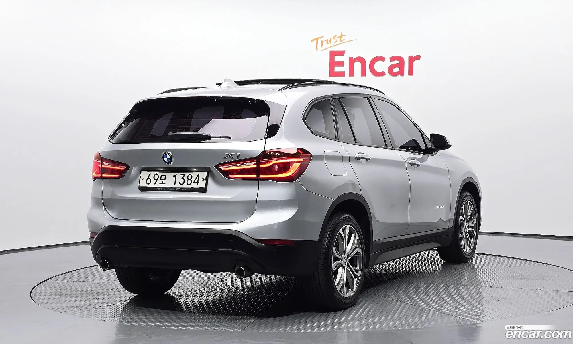 BMW X1 F48 xDrive 20D - фотография 14779815