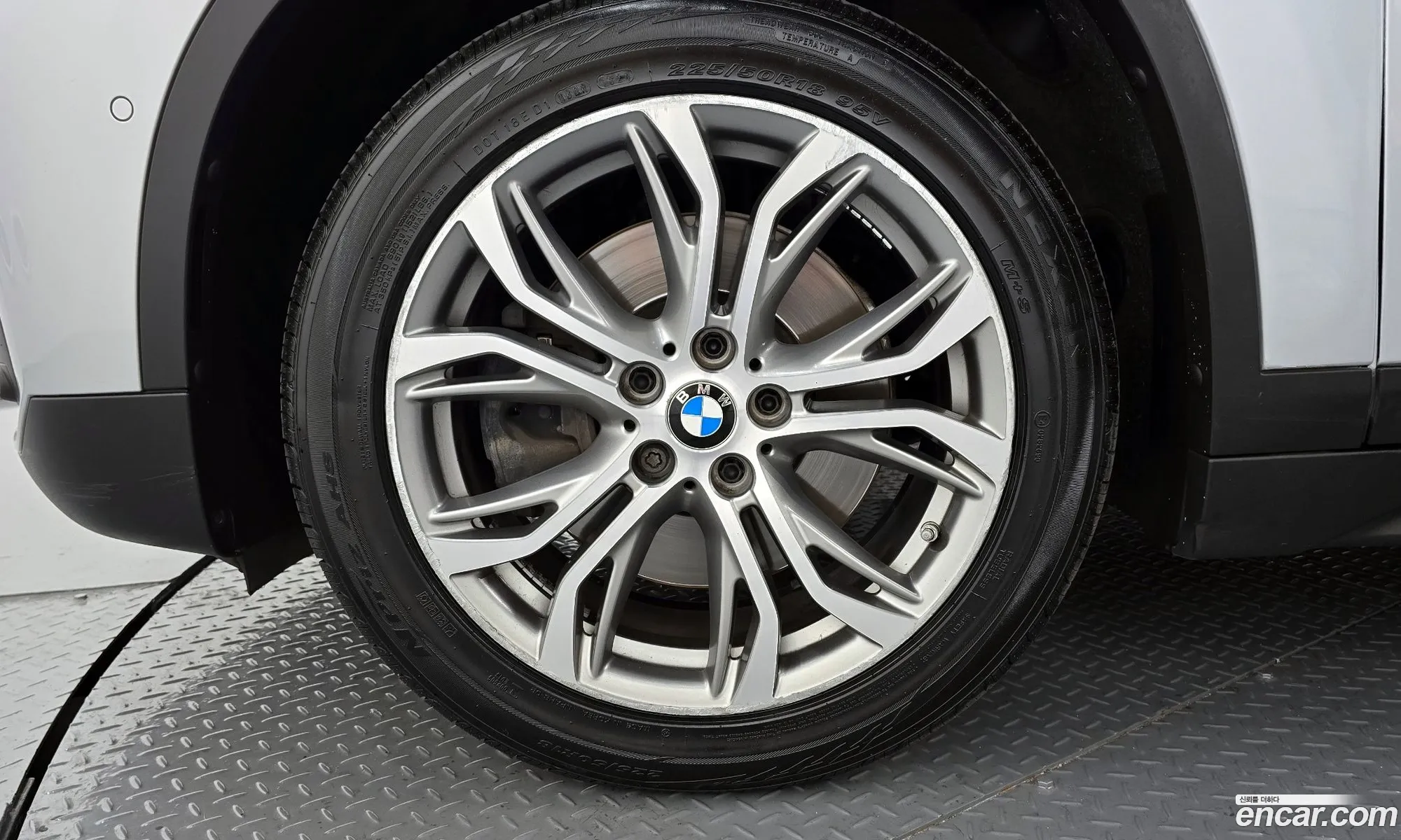 BMW X1 F48 xDrive 20D - фотография 14779818