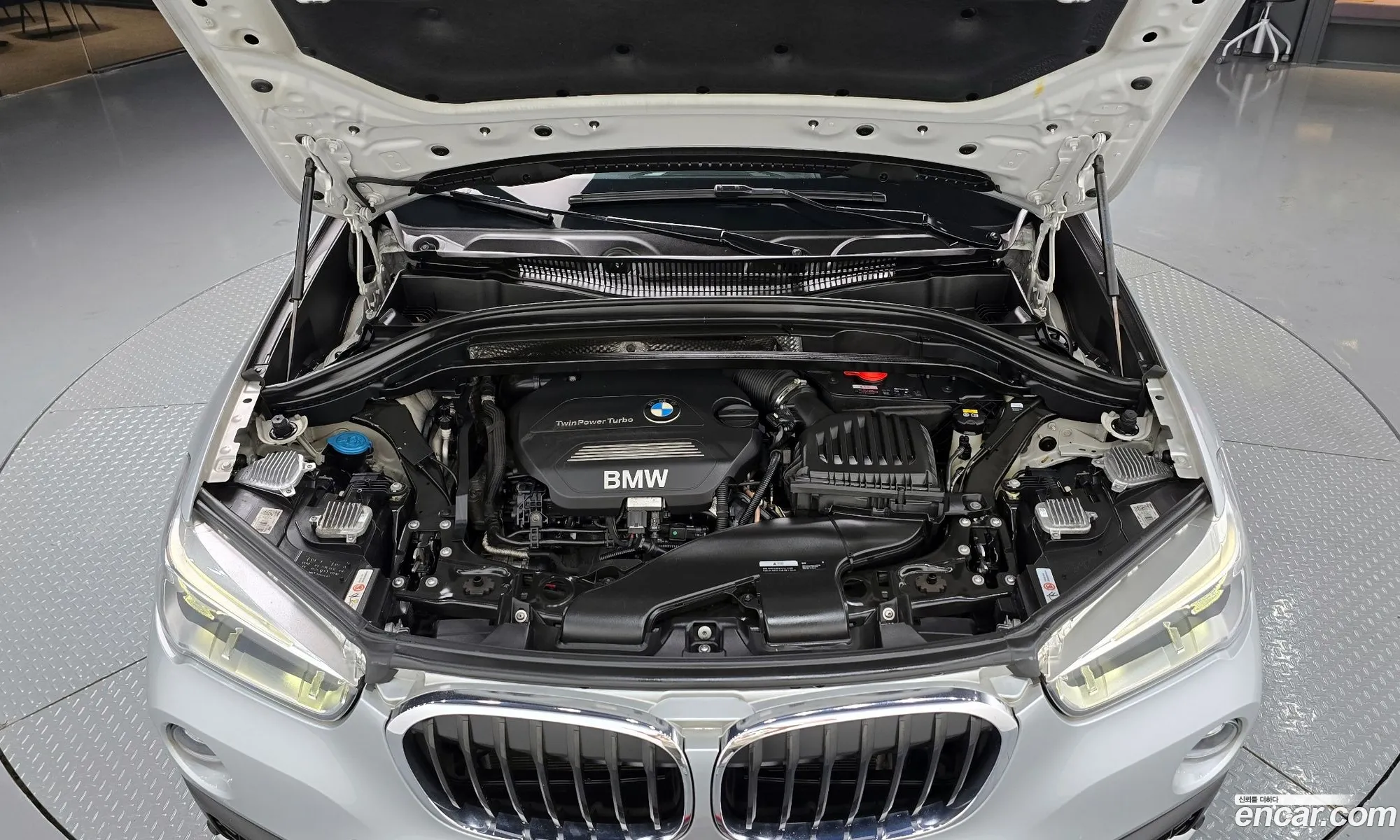 BMW X1 F48 xDrive 20D - фотография 14779819
