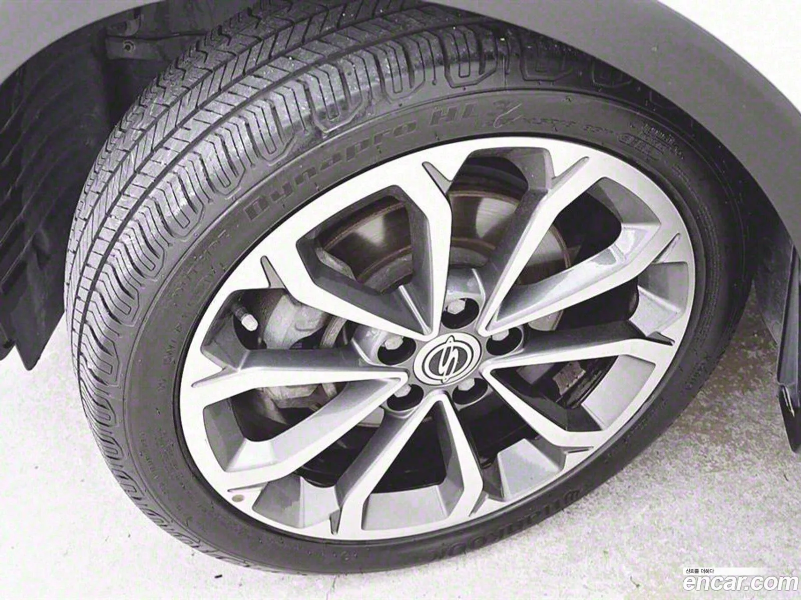 Kg Mobility Ssangyong Tivoli Vx 2Wd - фотография 7356135