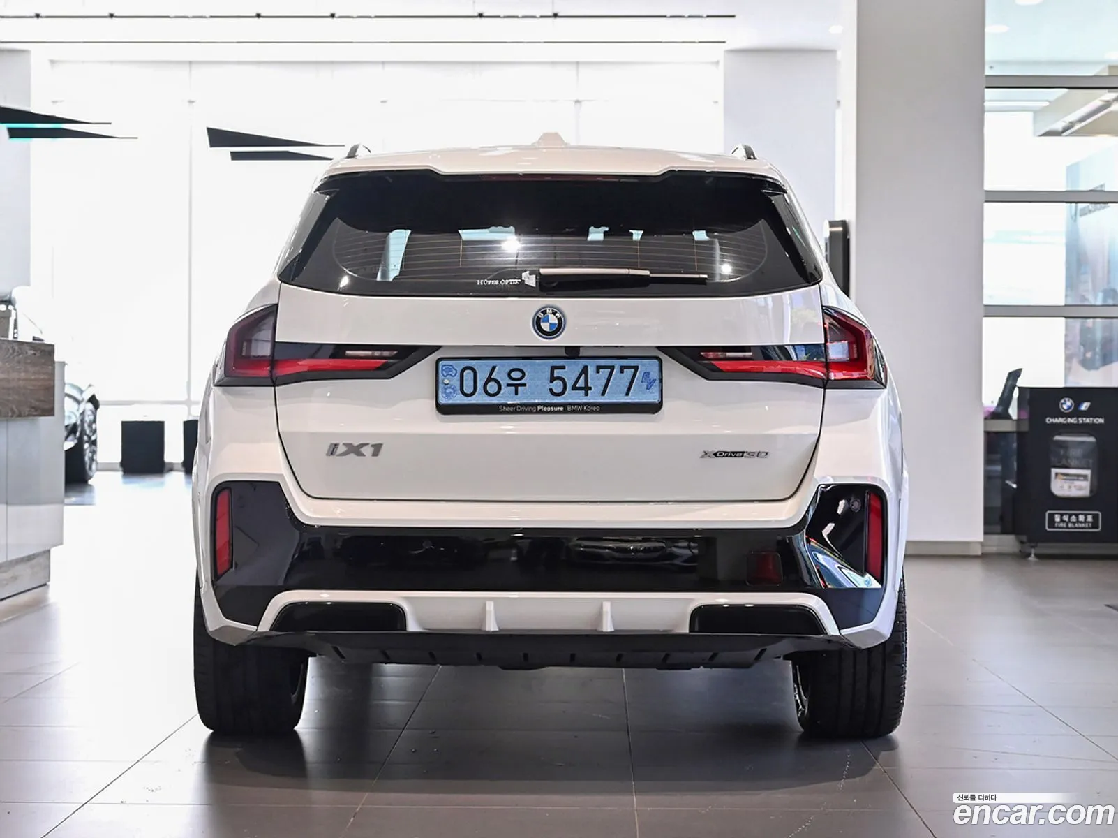 BMW Ix1 U11 xDrive 30 M Sports - фотография 4664786