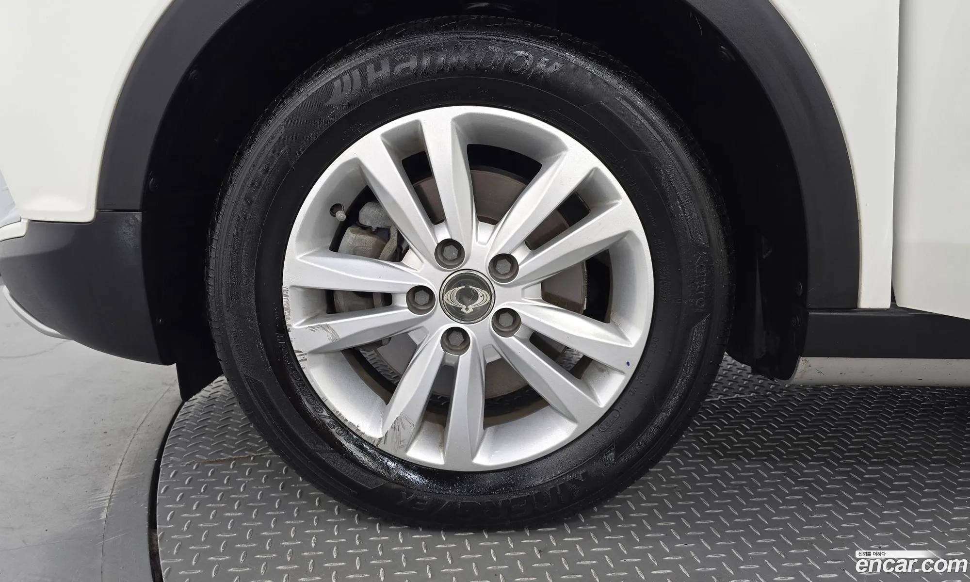 Kg Mobility Ssangyong Tivoli Samba Edition 2Wd - фотография 6077005