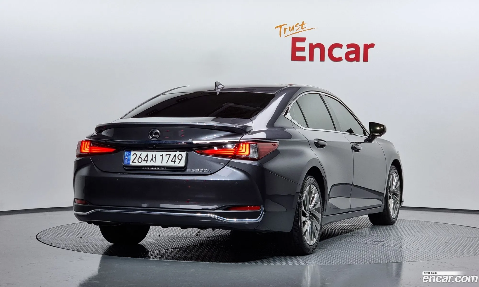 Lexus Es300H 7Th Generation Executive - фотография 6570261