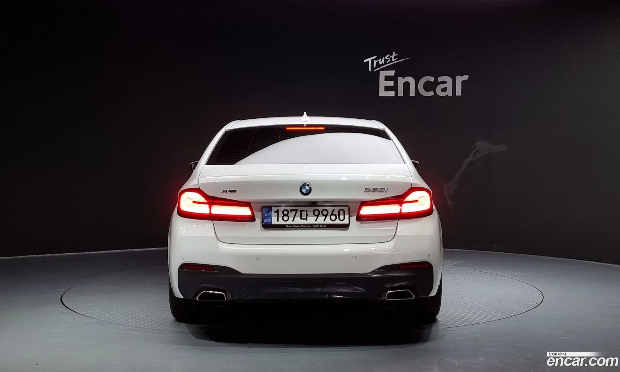 BMW 5 Series G30 530I xDrive M Sports - фотография 4616878