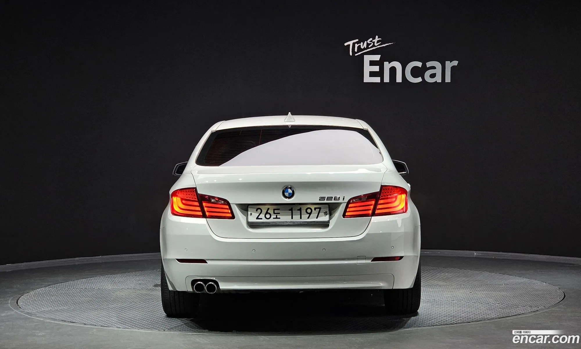 BMW 5 Series F10 528I - фотография 4347240