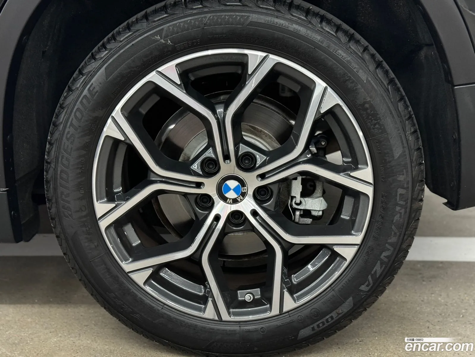 BMW X1 F48 xDrive 20I Xline - фотография 4688895