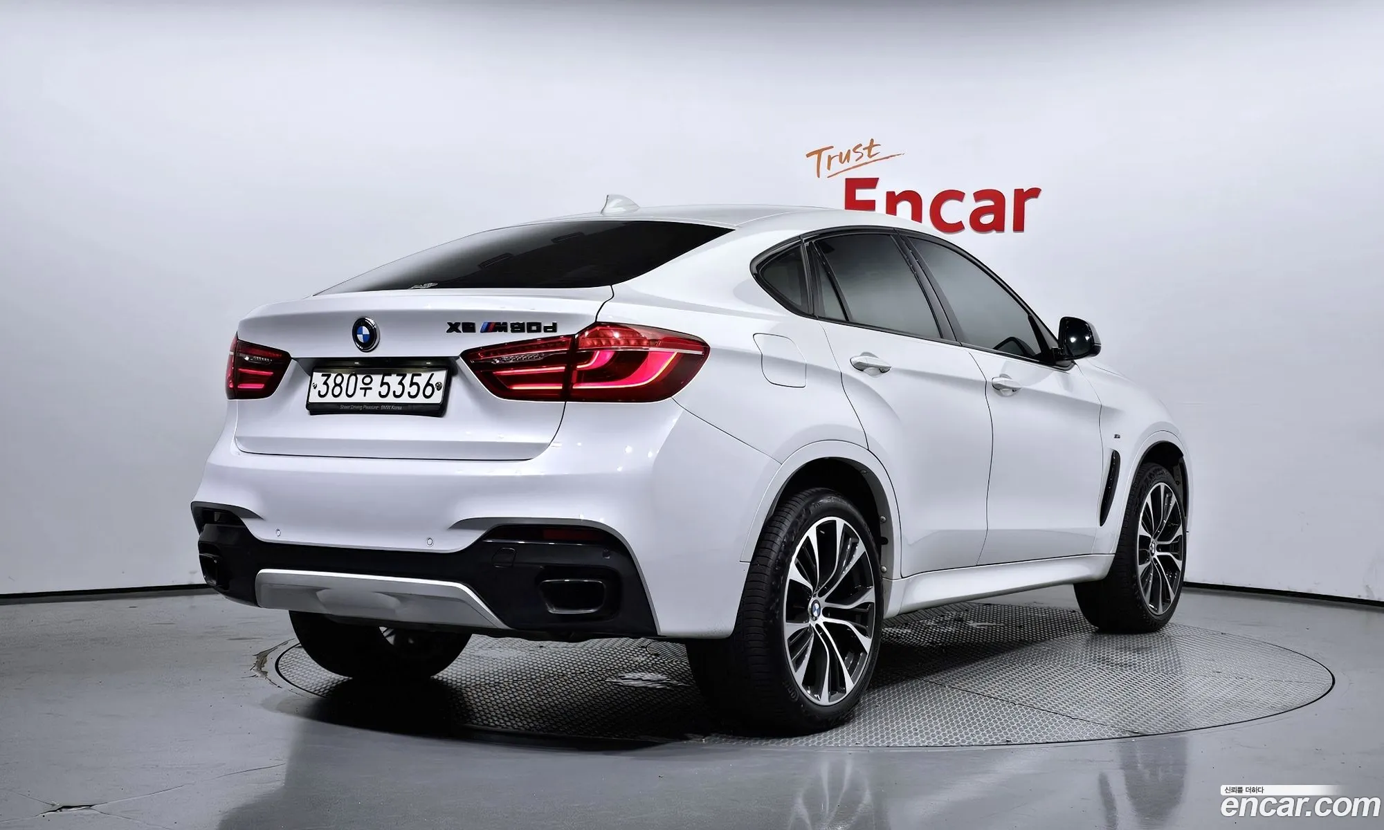 BMW X6 F16 M50D - фотография 4616865