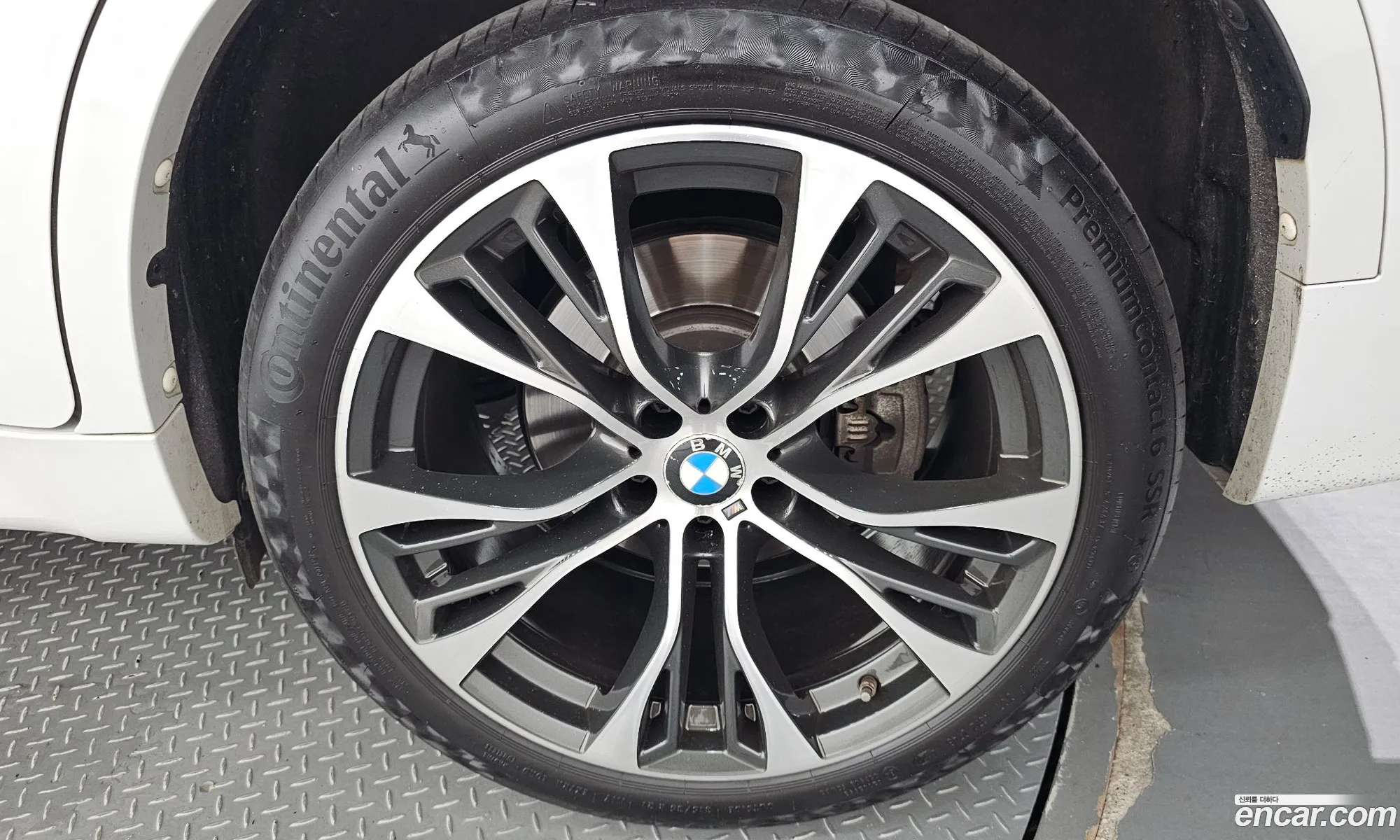 BMW X6 F16 M50D - фотография 4616868