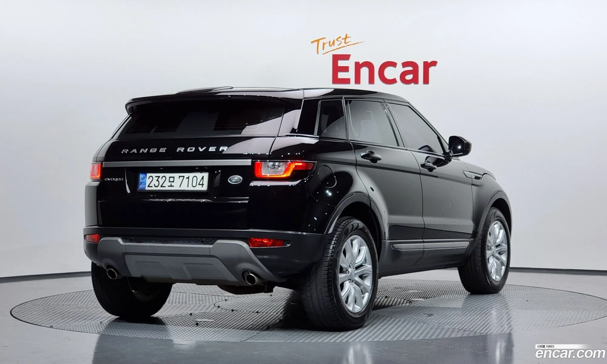 Land Rover Range Rover Evoque 20 Td4 Se - фотография 4973336