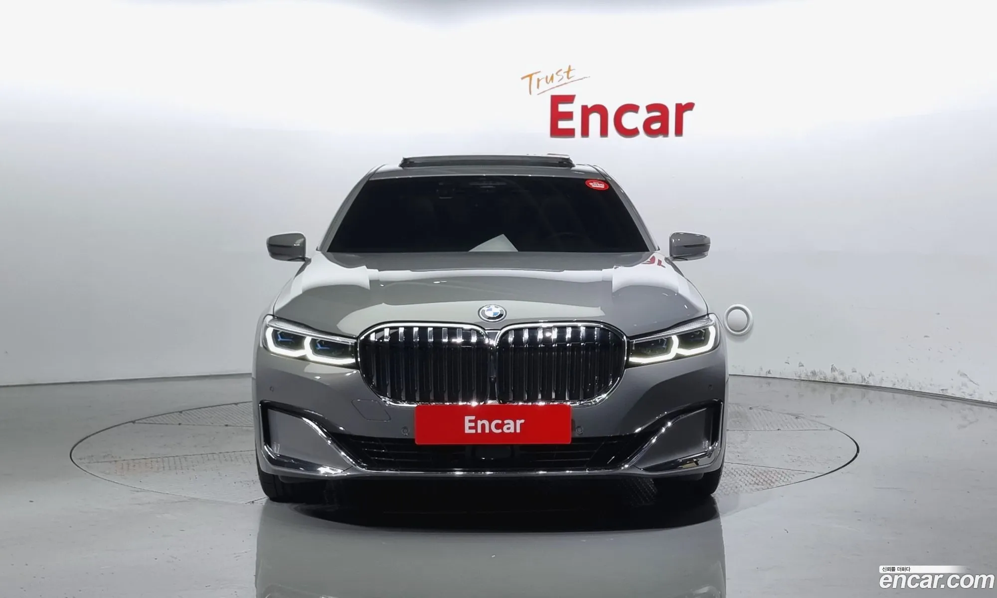 BMW 7 Series G11 745Le Iperformance Design Pure Excellence - фотография 14817874