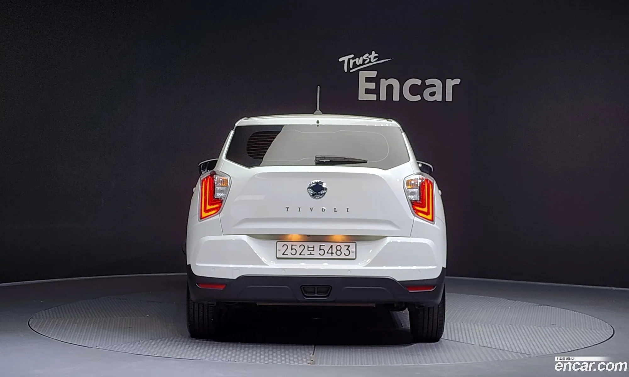 Kg Mobility Ssangyong Very New Tivoli Gasoline 15 2Wd V1 - фотография 5443963