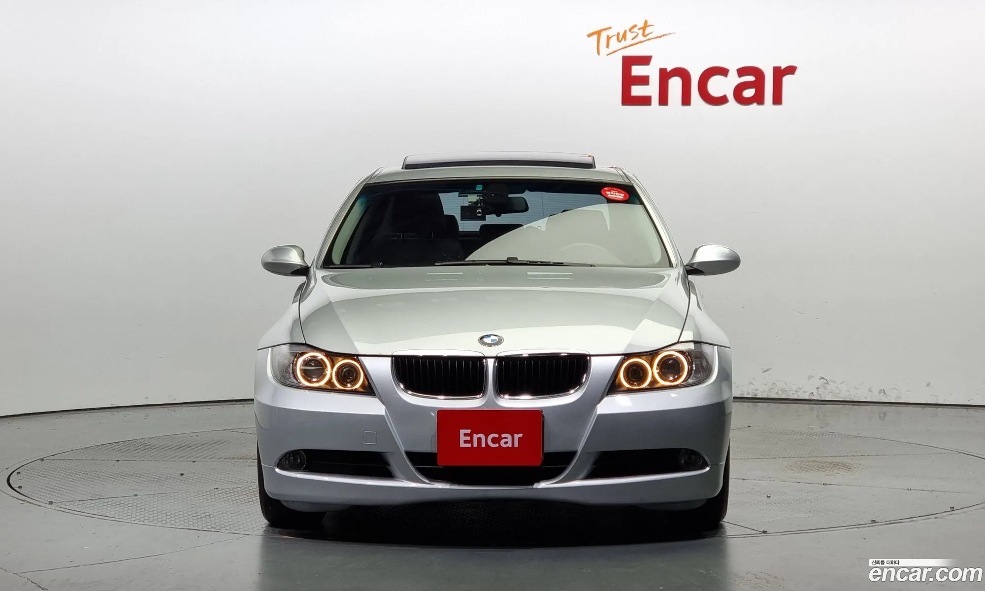 BMW 3 Series E90 320I Sedan - фотография 4616890