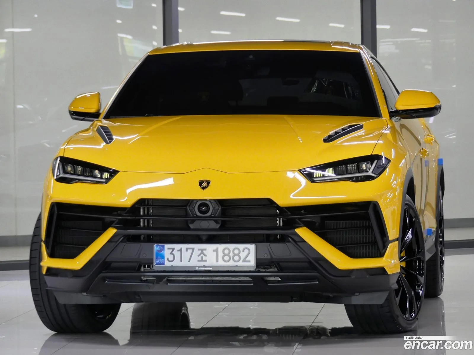 Lamborghini Urus 40 V8 S - фотография 3730232