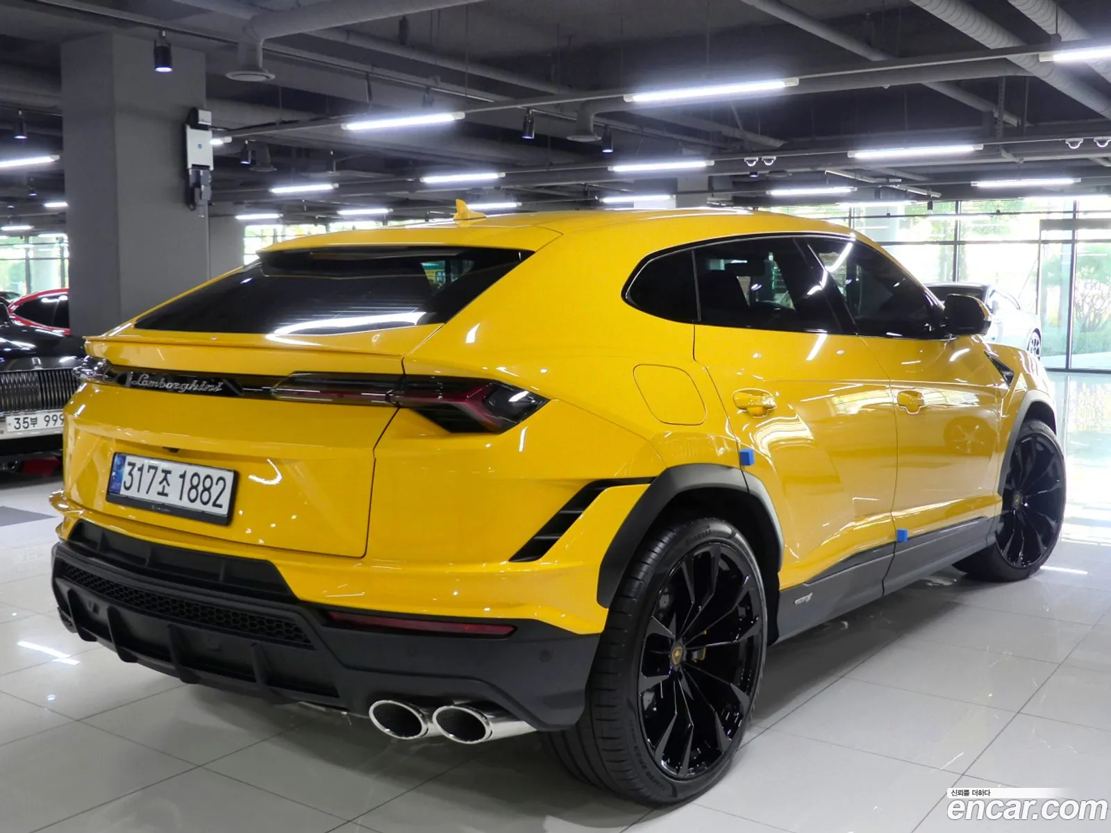 Lamborghini Urus 40 V8 S - фотография 3730234