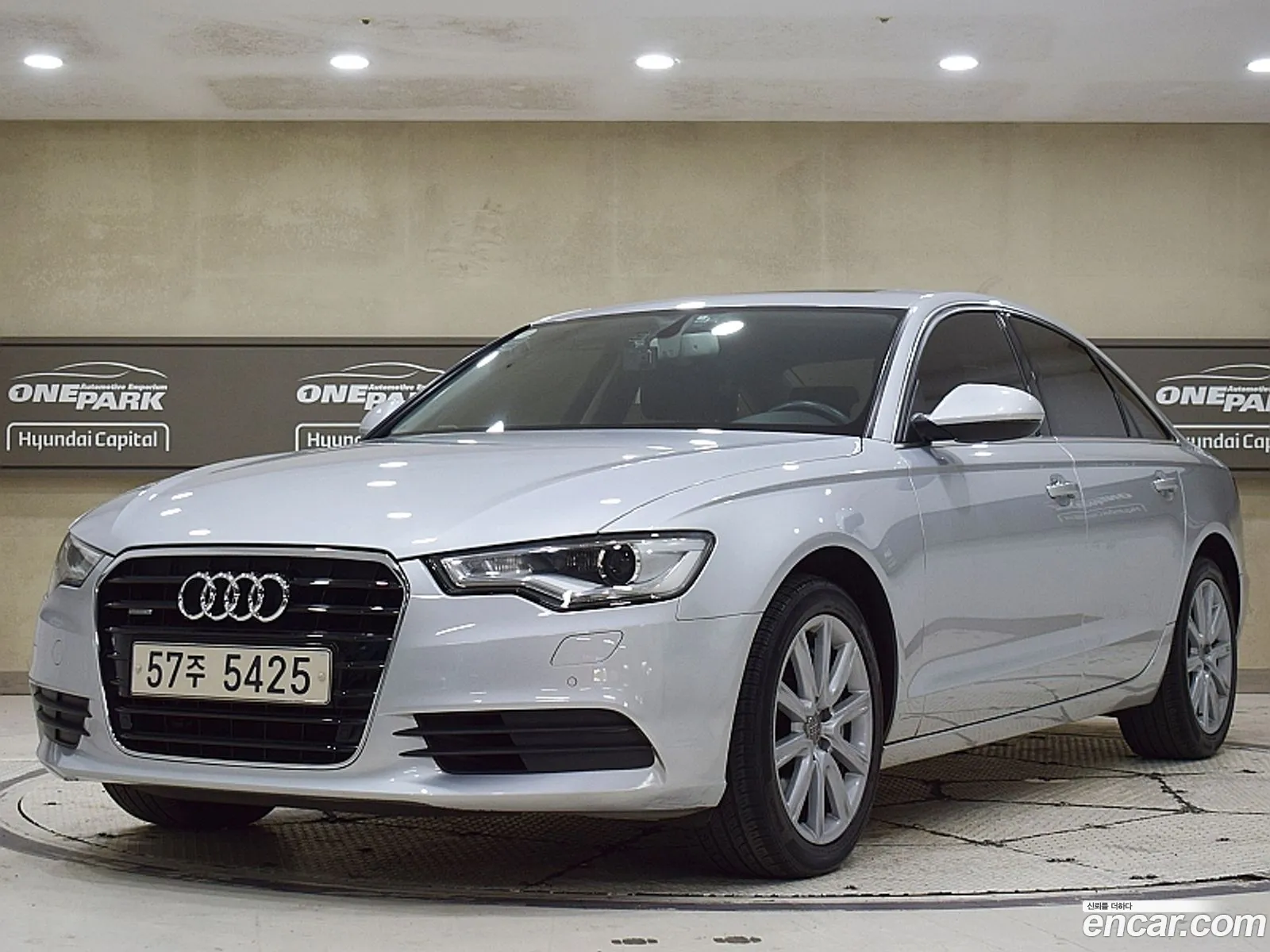 Audi New A6 30 Tfsi Quattro C7 - фотография 1543844