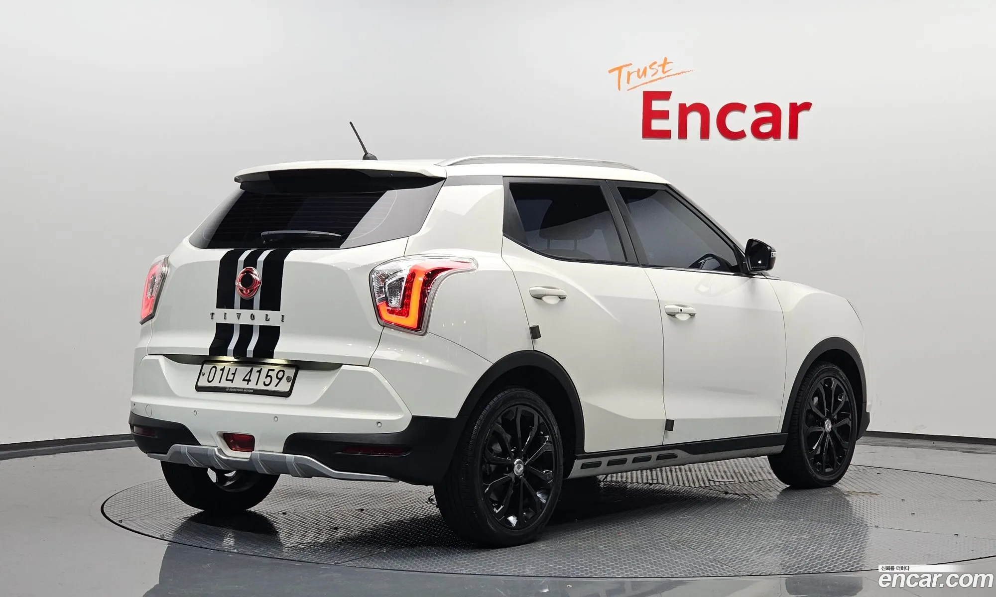 Kg Mobility Ssangyong Tivoli Armor Gear Edition 2Wd - фотография 7510745