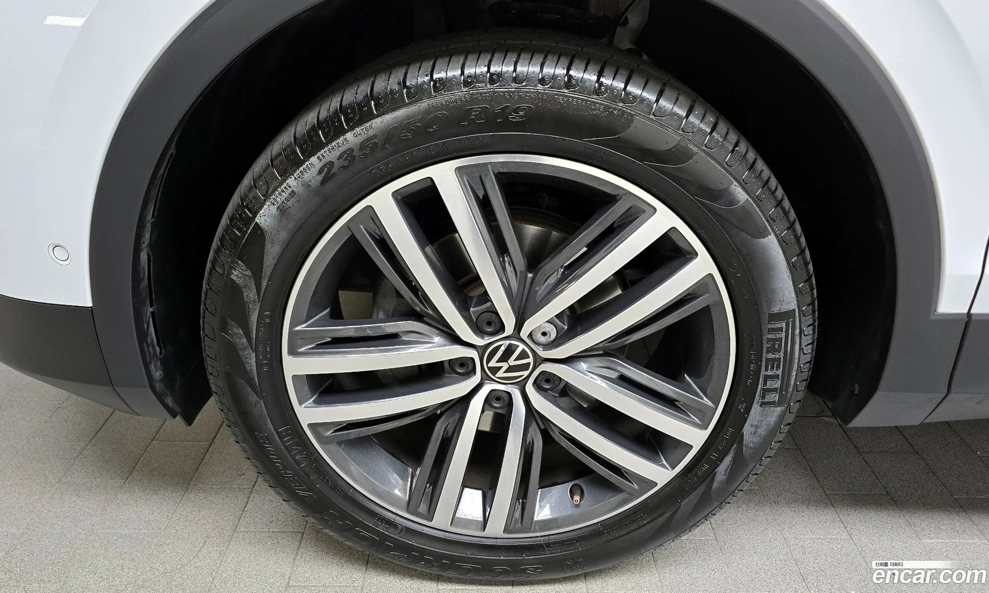 Volkswagen Tiguan 2Nd Generation 20 Tdi 4Motion Prestige - фотография 12957461