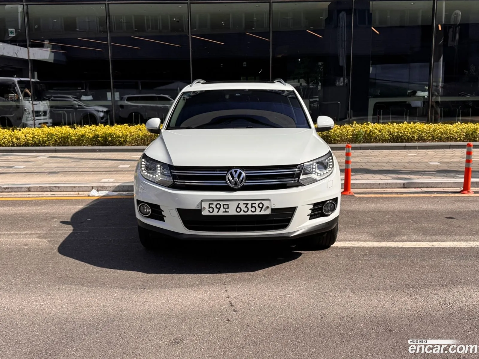 Volkswagen New Tiguan 20 Tdi Premium 5N - фотография 12726766