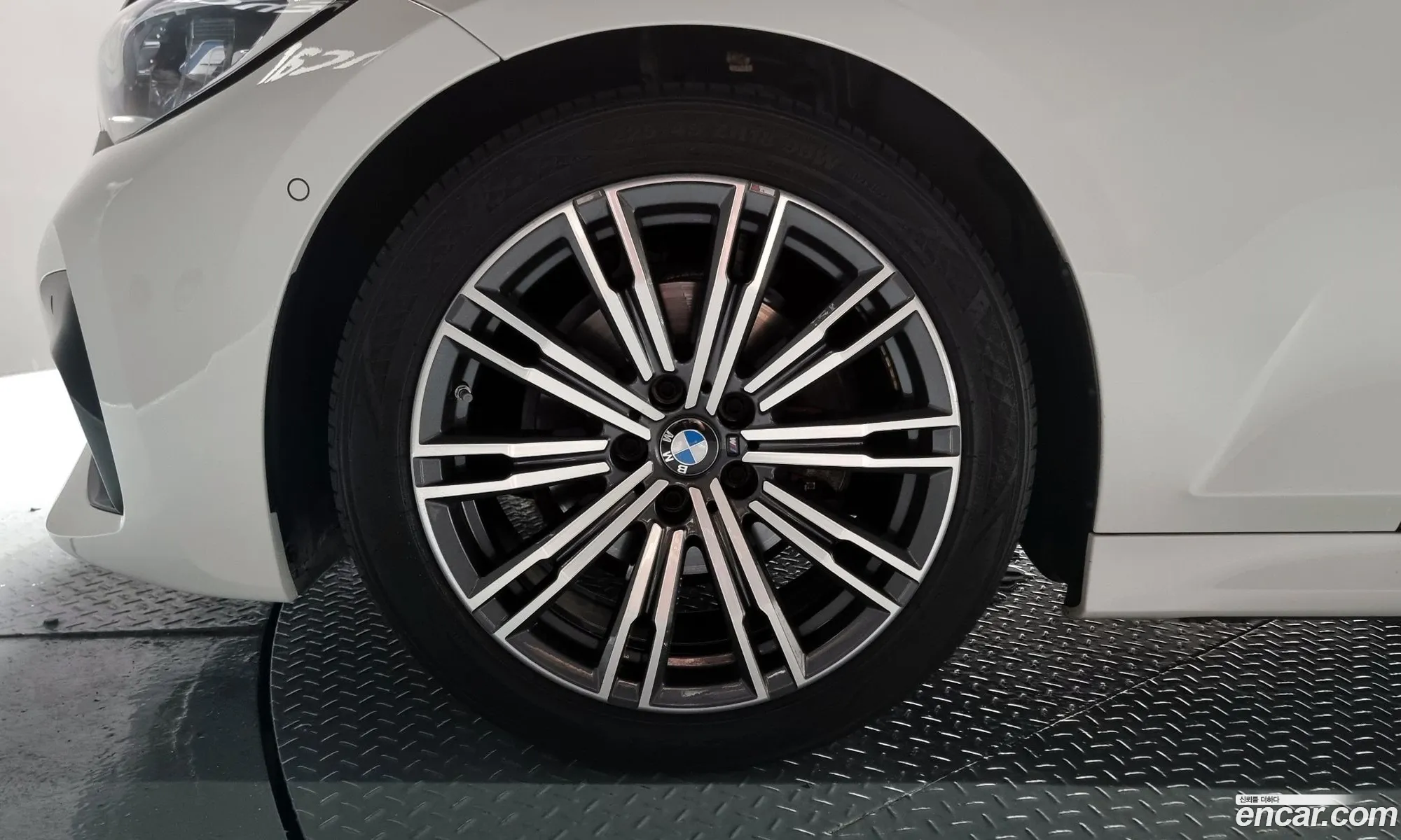 BMW 3 Series G20 320D M Sports - фотография 31045