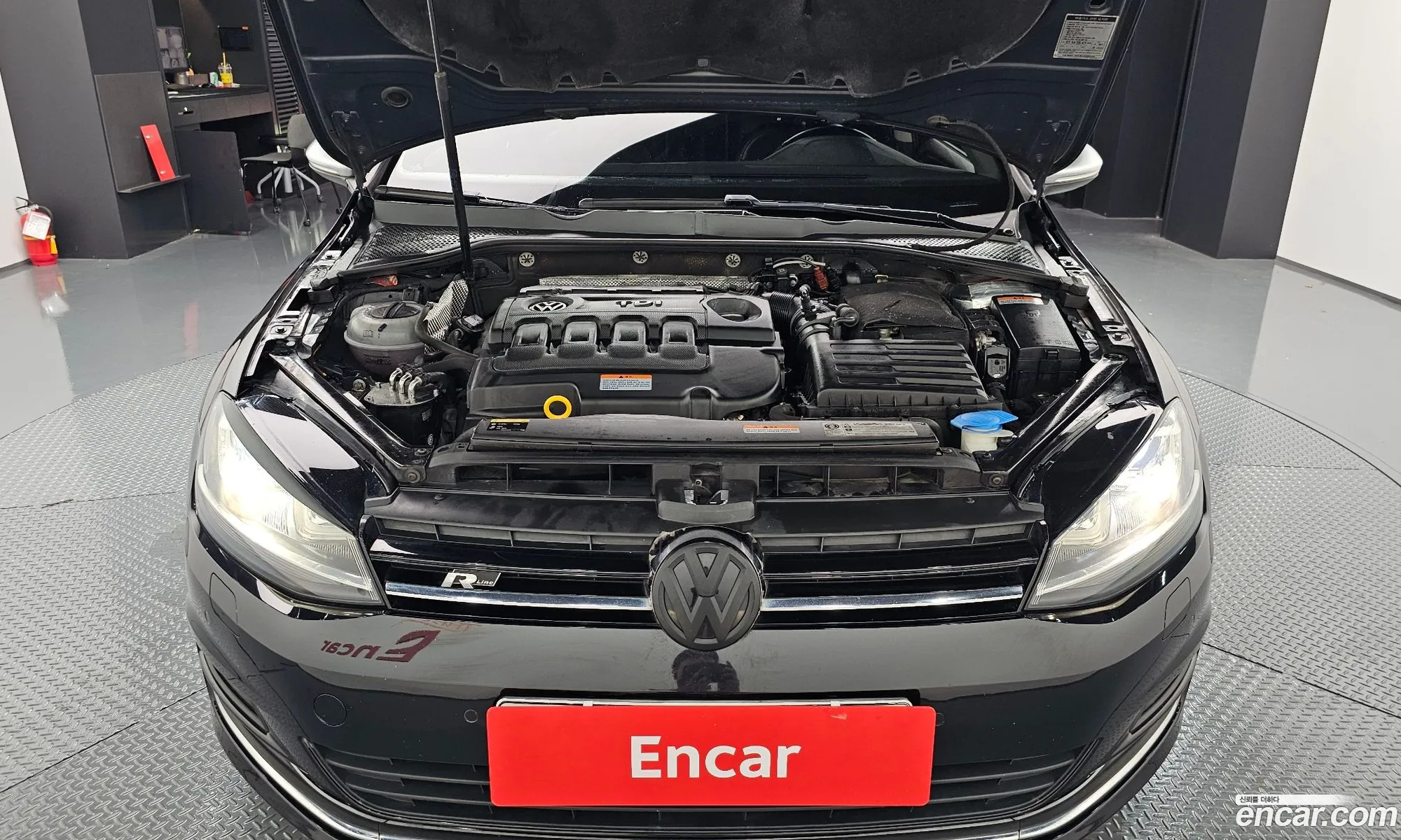 Volkswagen Golf 7Th Generation 20 Tdi - фотография 12903284